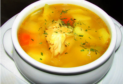 Caldo de pescado del Hotel Restaurante Palacio de Garaña